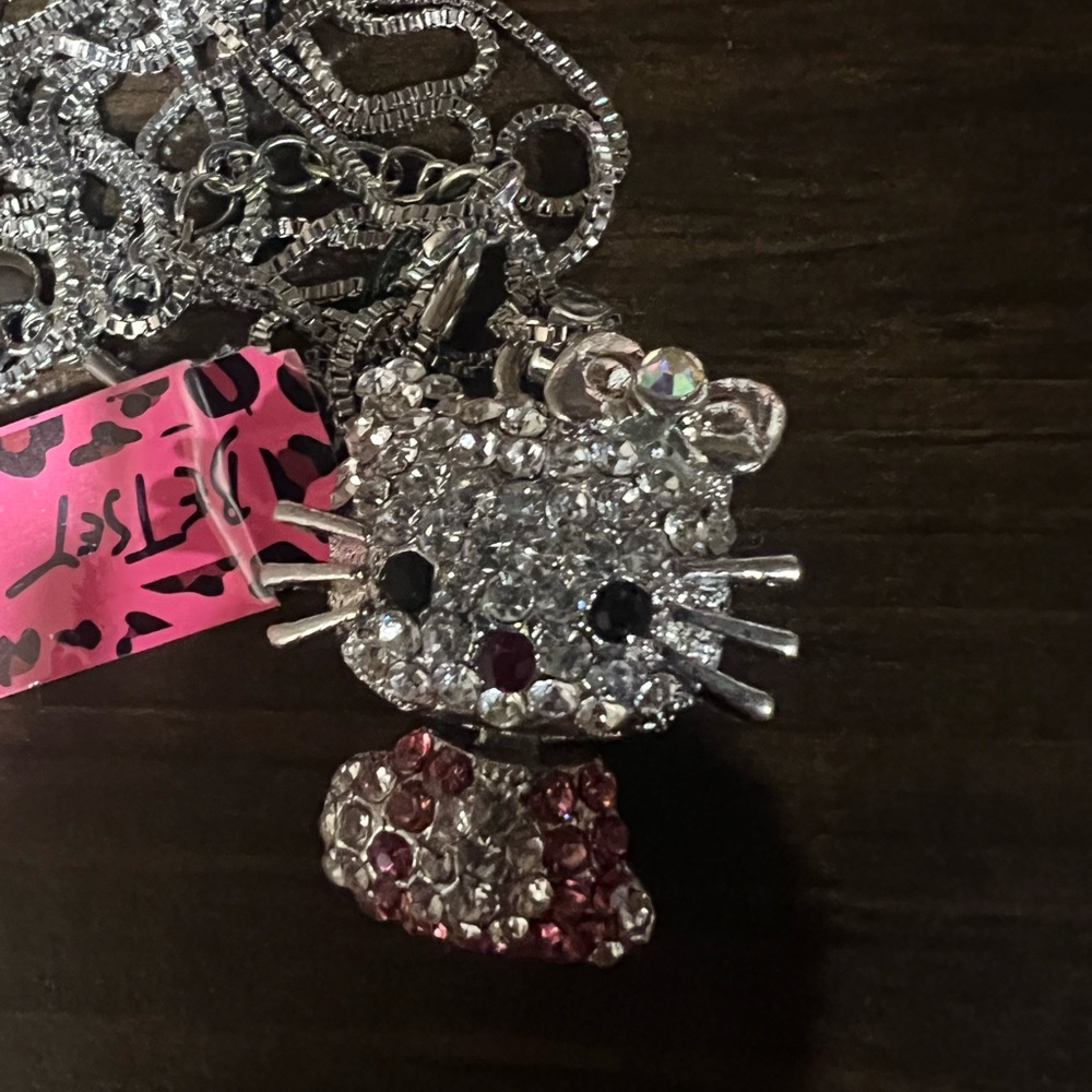 Hello Kitty Silver and Pink Necklace Betsey Johnson new